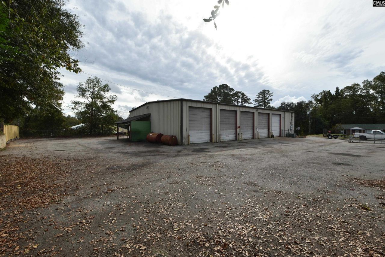 1530 Leaside Drive  Photo 7