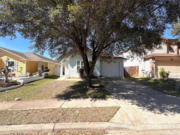 5604 Man O War Stretch DR, Del Valle, TX 78617