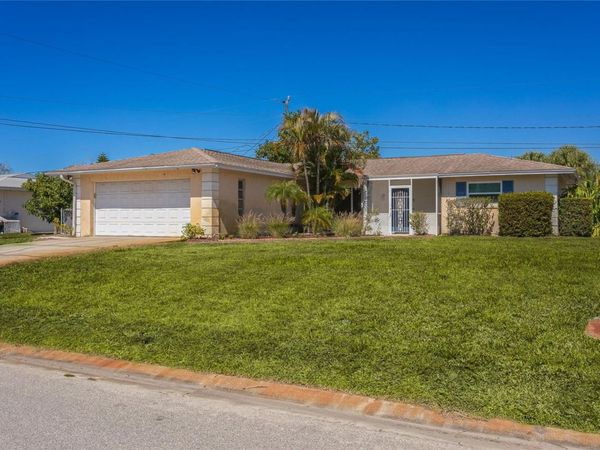 517 MOUNT VERNON DRIVE, VENICE, FL 34293