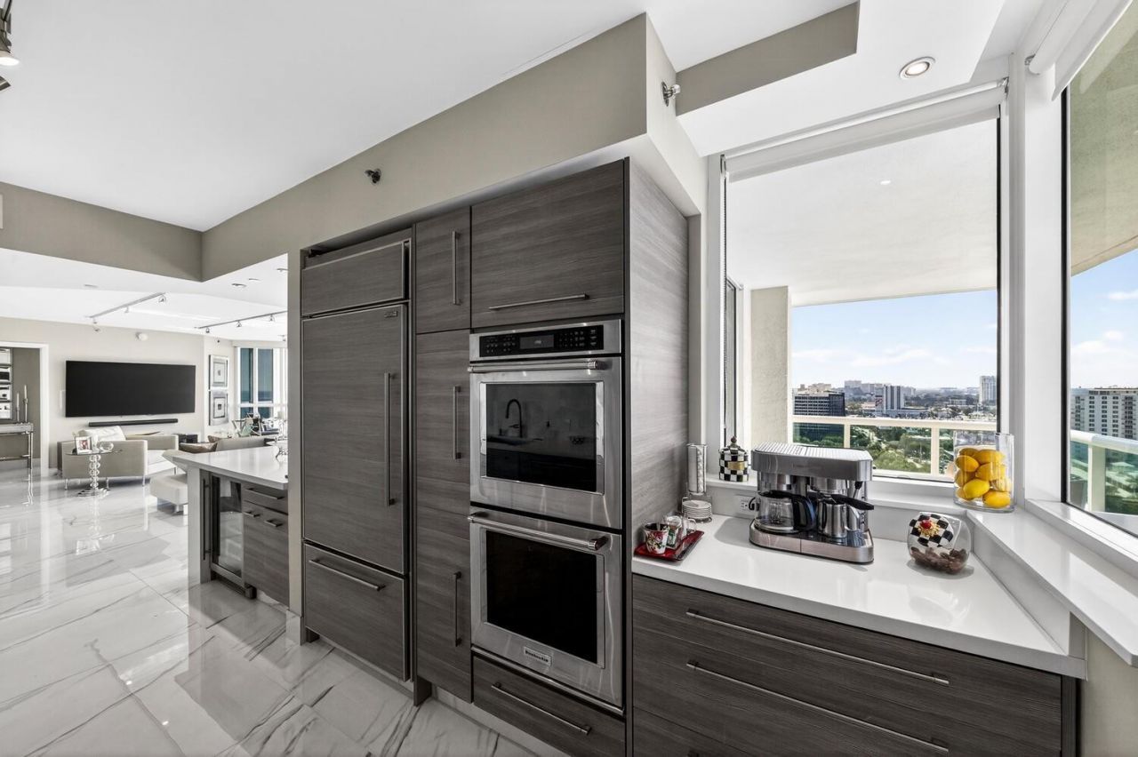 101 S Fort Lauderdale Beach Boulevard, Unit 1707, Fort Lauderdale, FL 33316 Photo