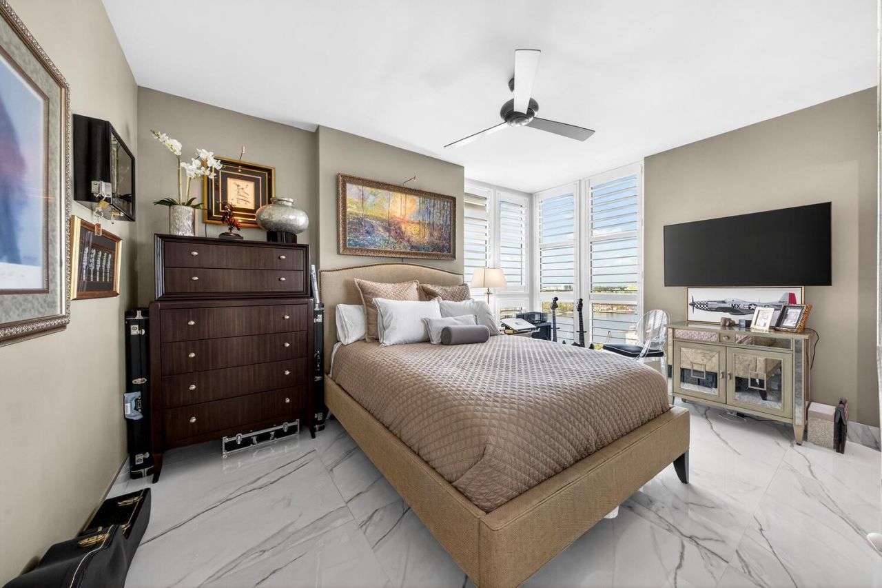 101 S Fort Lauderdale Beach Boulevard, Unit 1707, Fort Lauderdale, FL 33316 Photo