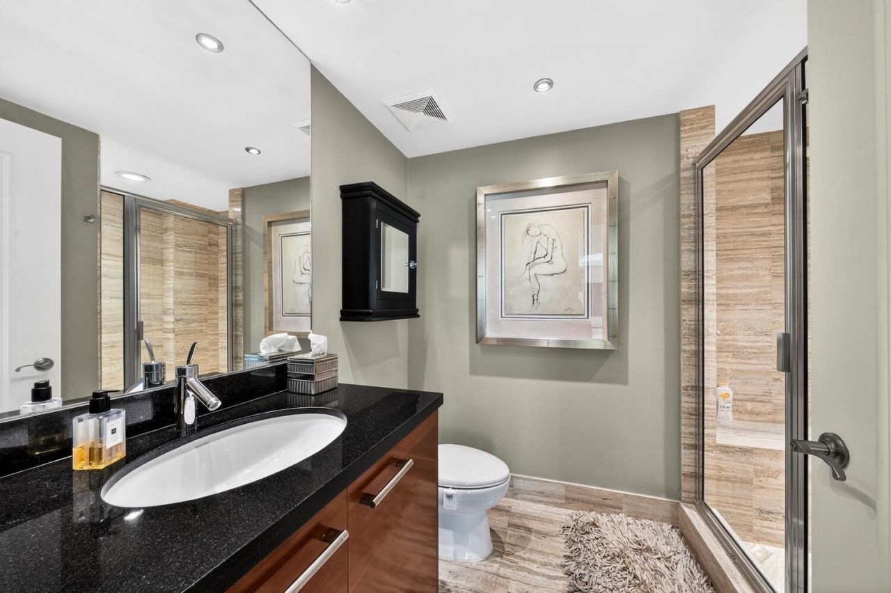 101 S Fort Lauderdale Beach Boulevard, Unit 1707, Fort Lauderdale, FL 33316 Photo