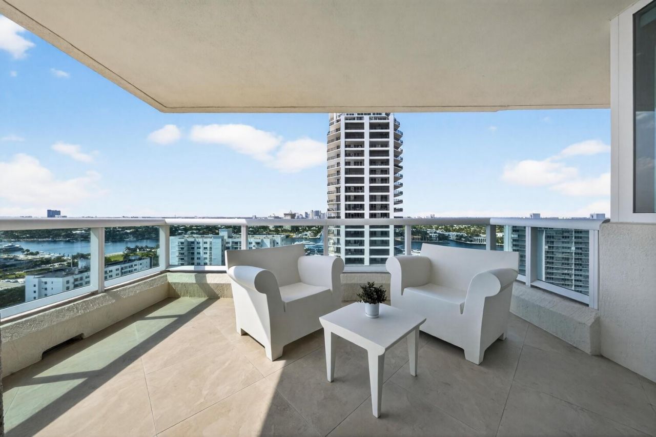 101 S Fort Lauderdale Beach Boulevard, Unit 1707, Fort Lauderdale, FL 33316 Photo