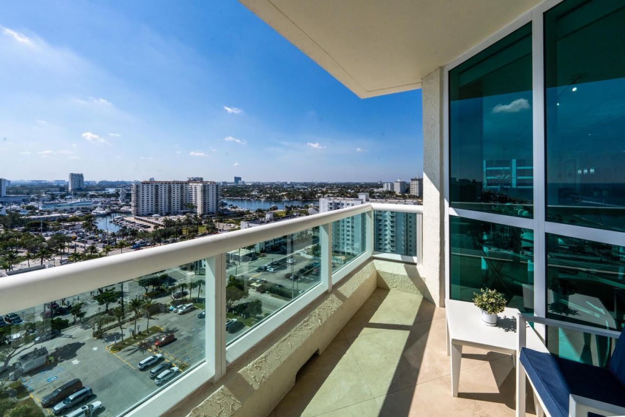 101 S Fort Lauderdale Beach Boulevard, Unit 1707, Fort Lauderdale, FL 33316 Photo