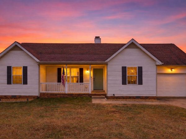 190 Cummings Creek Rd, Clarksville, TN 37042