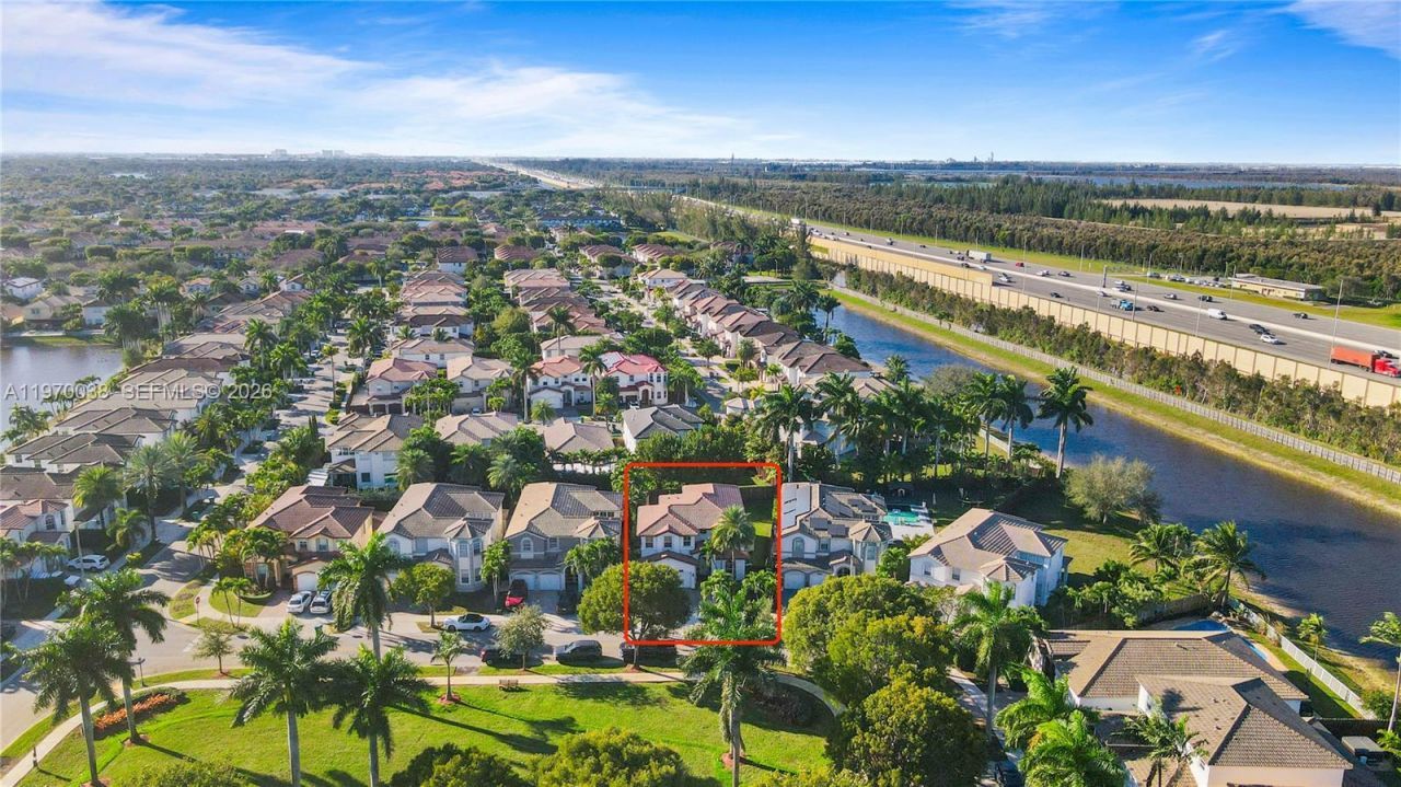 11558 NW 84th St, Doral, FL 33178 Photo