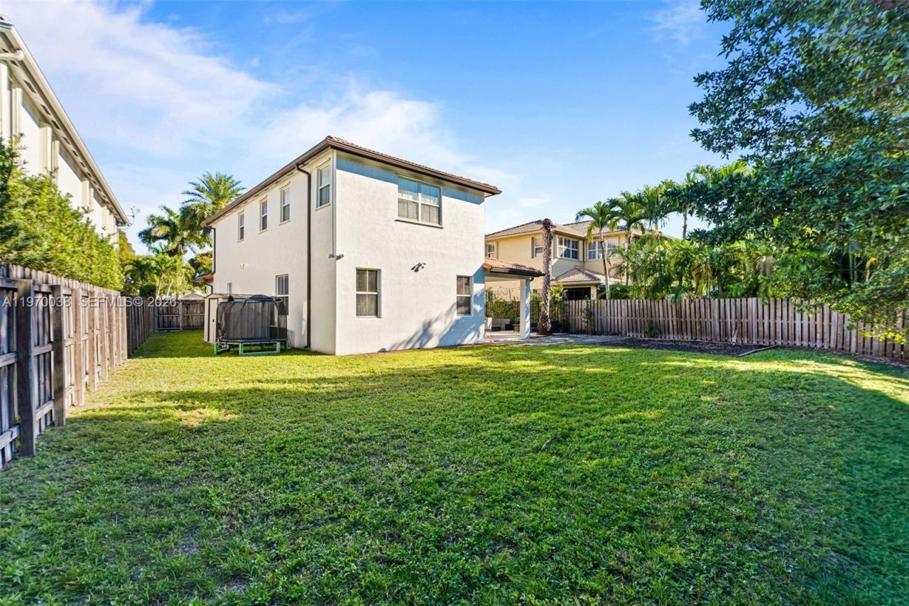 11558 NW 84th St, Doral, FL 33178 Photo