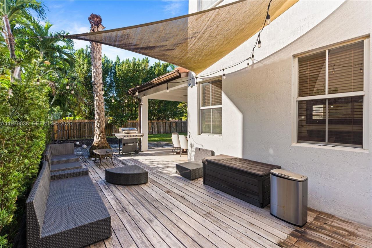 11558 NW 84th St, Doral, FL 33178 Photo