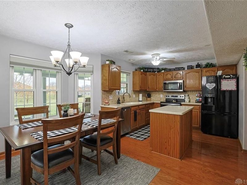 6745 Oakwood Lane, Huber Heights, OH 45424 Photo 16