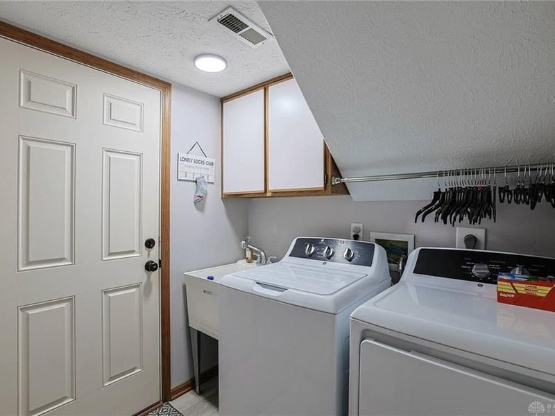 6745 Oakwood Lane, Huber Heights, OH 45424 Photo 23