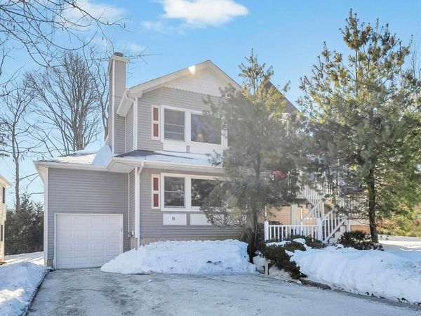 18 Hillcrest Street, Huntington, NY 11743