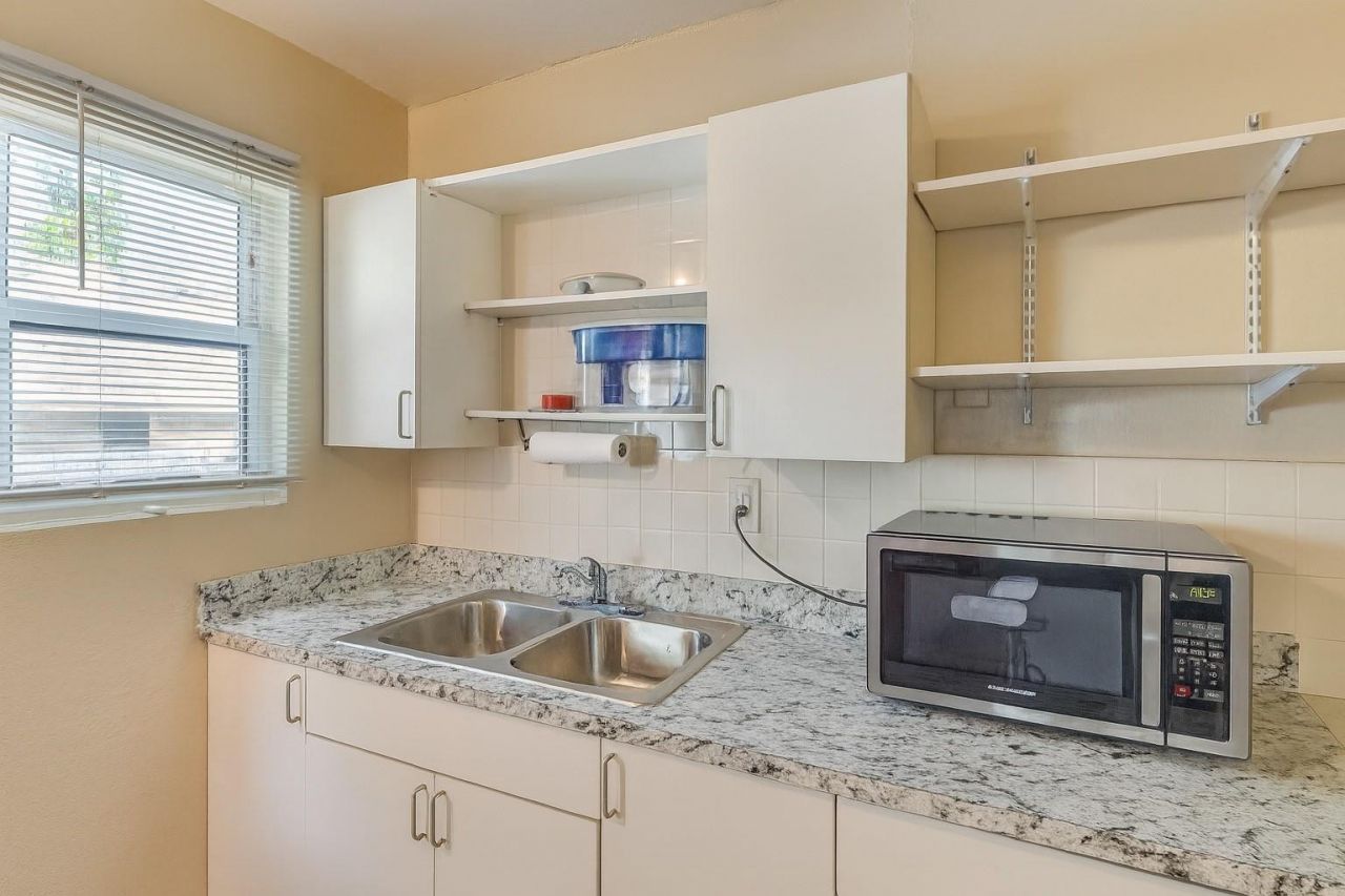 1933 Taylor Street, Hollywood, FL 33020 Photo