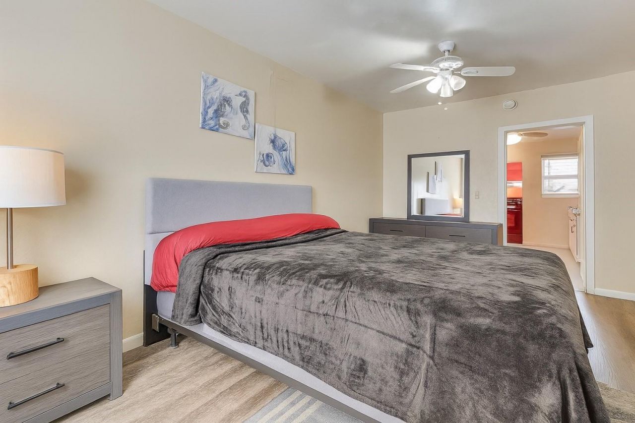 1933 Taylor Street, Hollywood, FL 33020 Photo