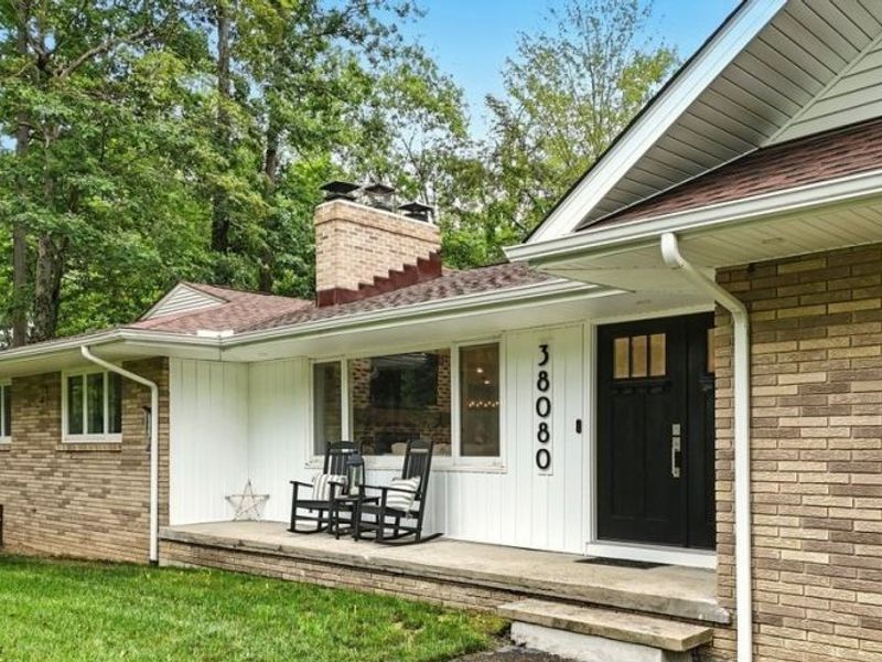 38080 Berkeley Avenue, Moreland Hills, OH 44022 Photo 2