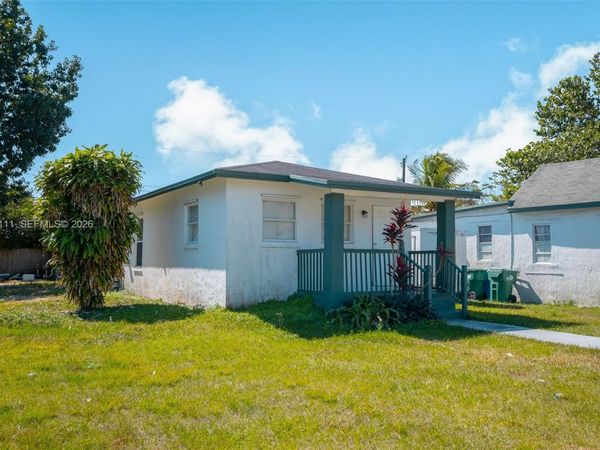 11740 SW 222nd St, Miami, FL 33170