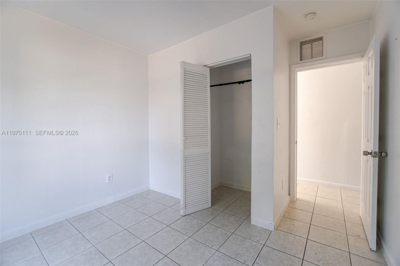 11740 SW 222nd St, Miami, FL 33170 Photo