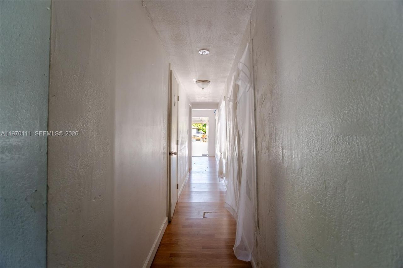 11740 SW 222nd St, Miami, FL 33170 Photo