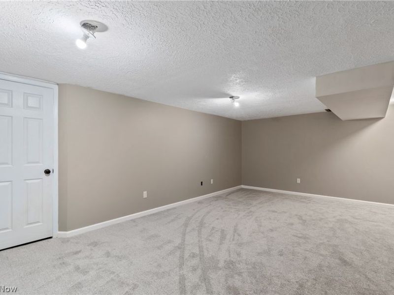 6281 Champion Avenue NW, Massillon, OH 44646 Photo 28