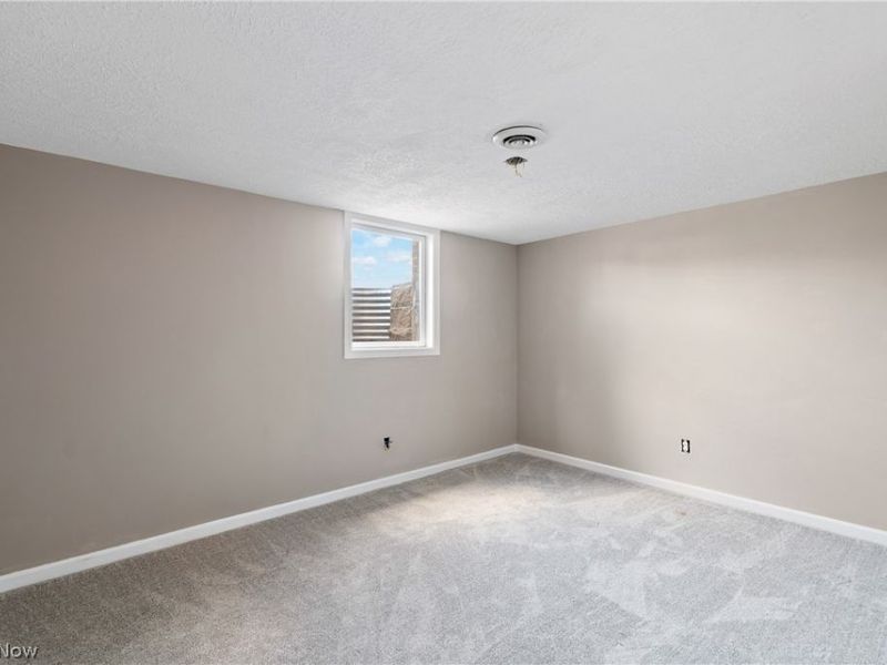 6281 Champion Avenue NW, Massillon, OH 44646 Photo 31