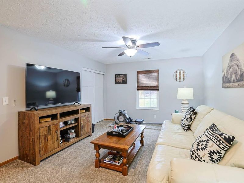 6745 Oakwood Lane, Huber Heights, OH 45424 Photo 27