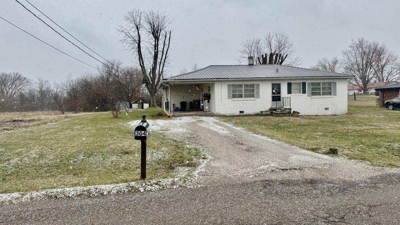 304 Skyline Drive, Richmond, KY 40475 Main Photo