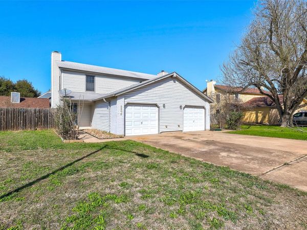 8806 Springmail Units A and B CIR, Austin, TX 78729