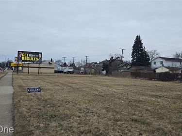 7800 Schaefer Road , Dearborn, MI 48126