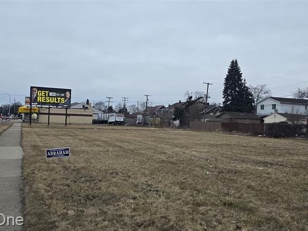 7800 Schaefer Road , Dearborn, MI 48126