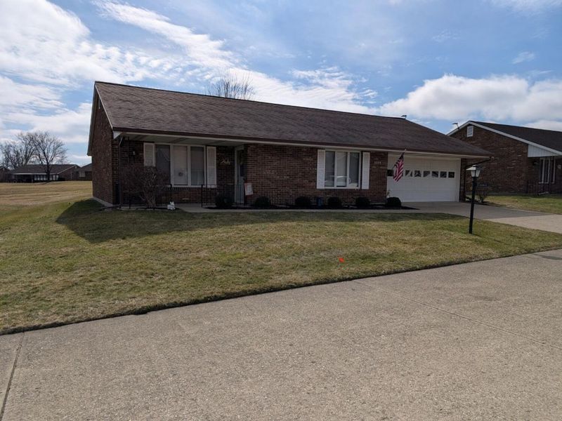 1139 Bradford Drive, Springfield, OH 45503 Photo 2