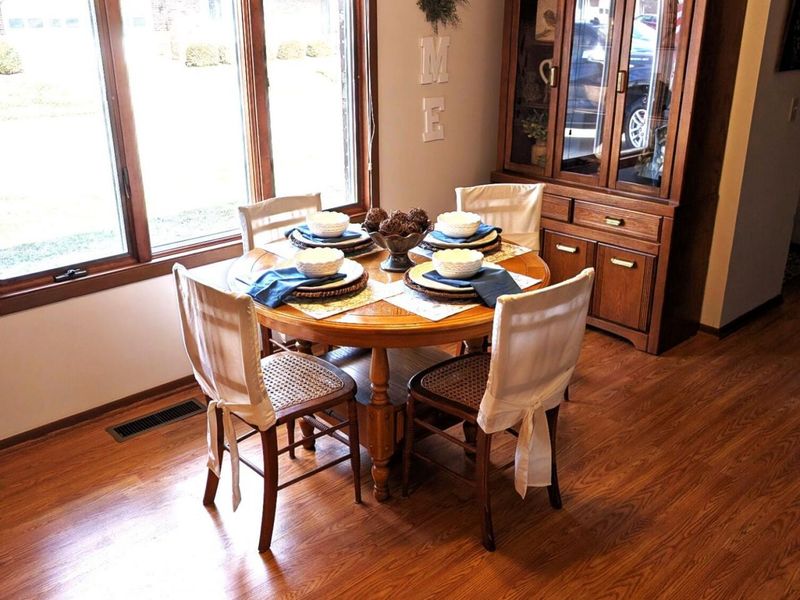 1139 Bradford Drive, Springfield, OH 45503 Photo 7