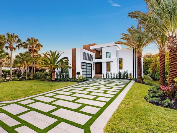 505 SE Atlantic Drive, Lantana, FL 33462