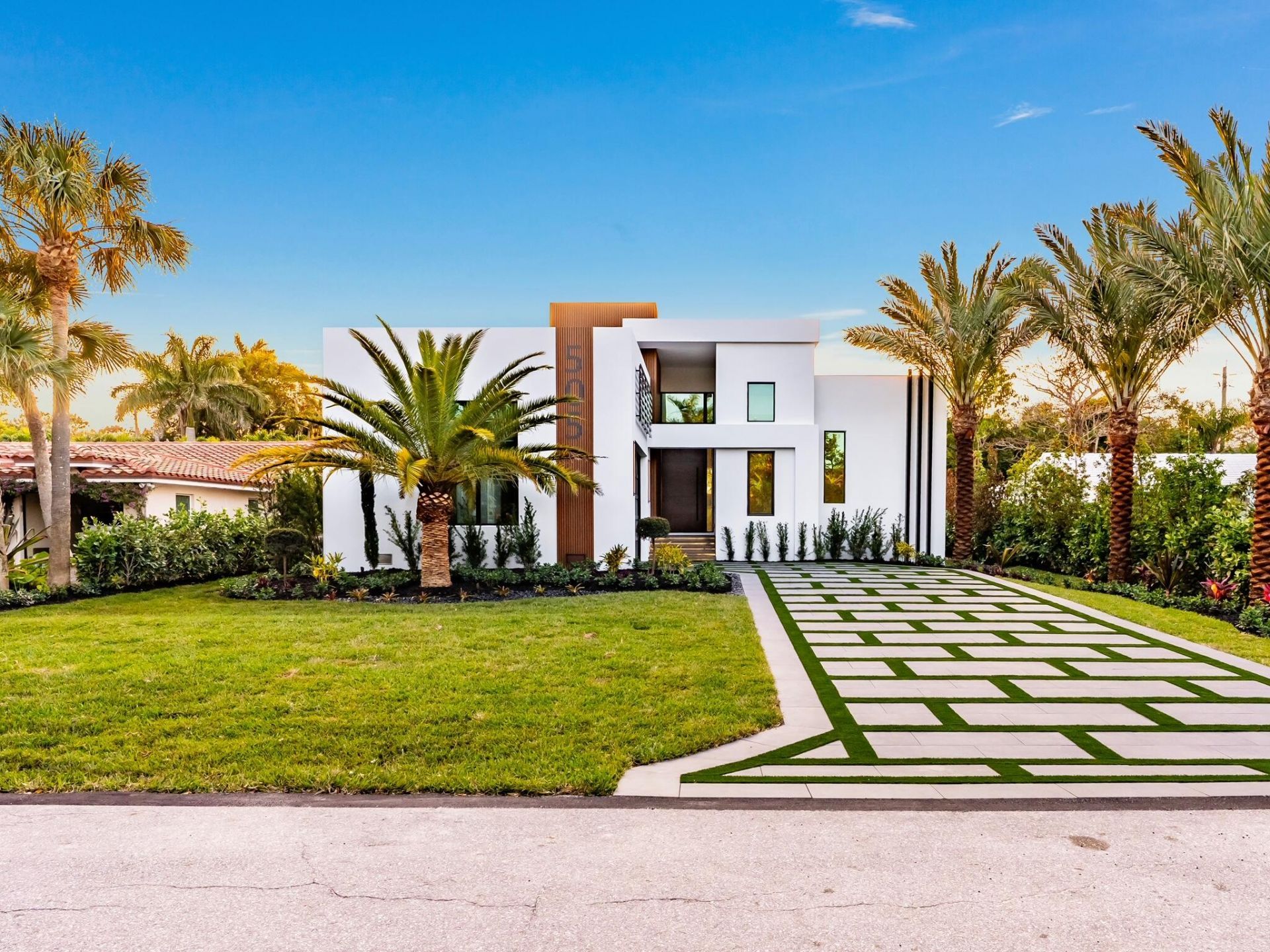 505 SE Atlantic Drive, Lantana, FL 33462 Photo