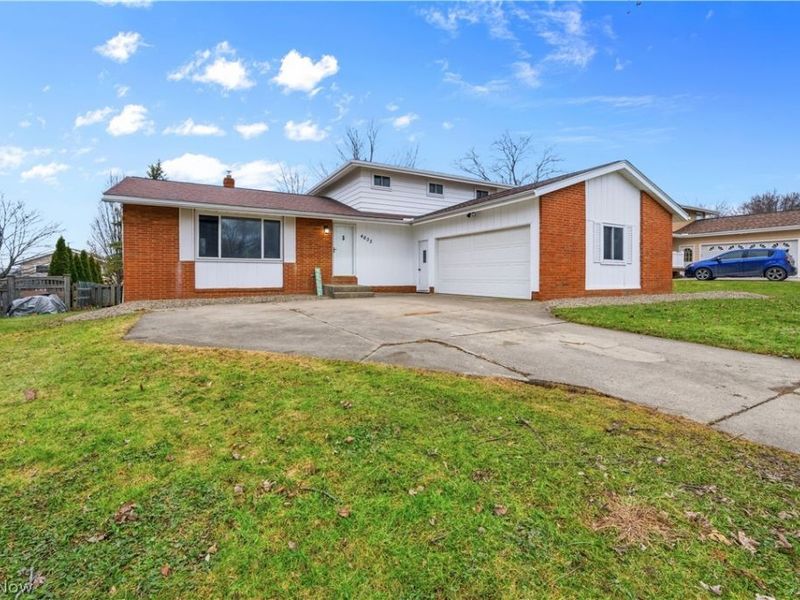 4633 Hickory Ridge Avenue, Brunswick, OH 44212 Photo 1