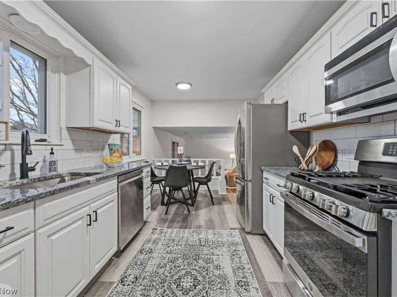 4633 Hickory Ridge Avenue, Brunswick, OH 44212 Photo 9