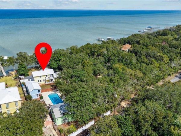 4818 Hickory Shores Blvd, Gulf Breeze, FL 32563
