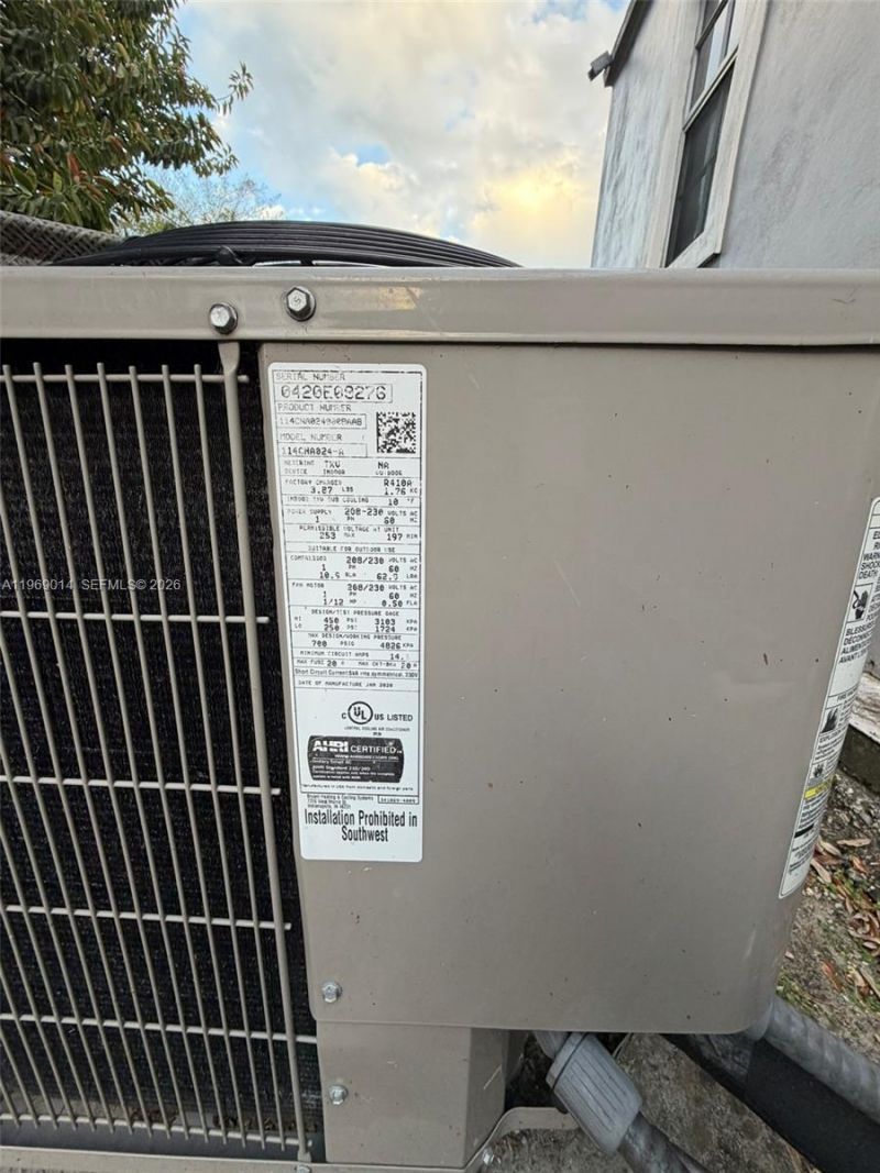 1249 NW 42nd St, Miami, FL 33142 Photo