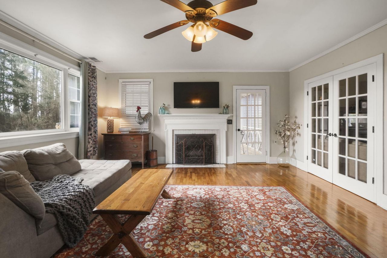 2407 Old State Road Photo 10