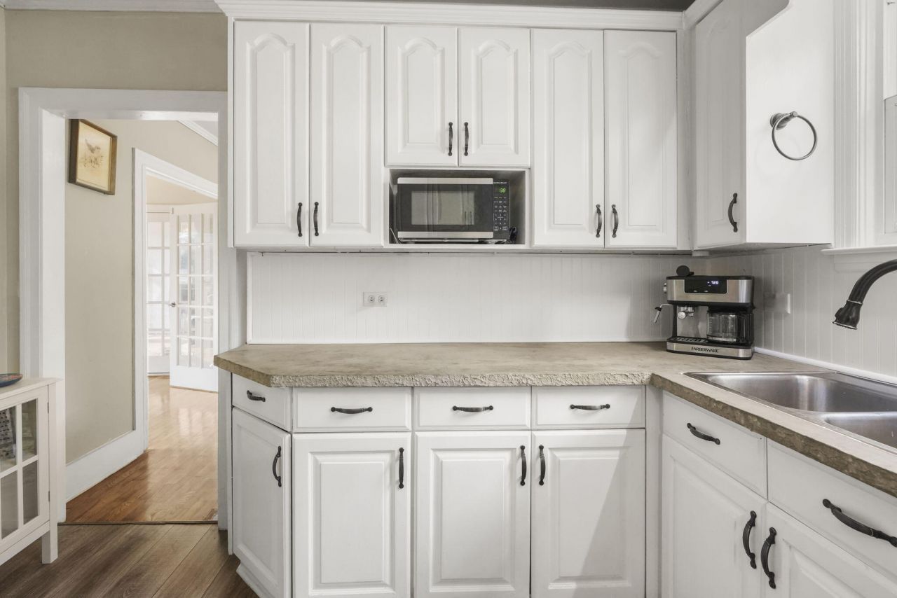 2407 Old State Road Photo 17