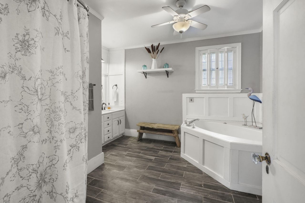 2407 Old State Road Photo 25