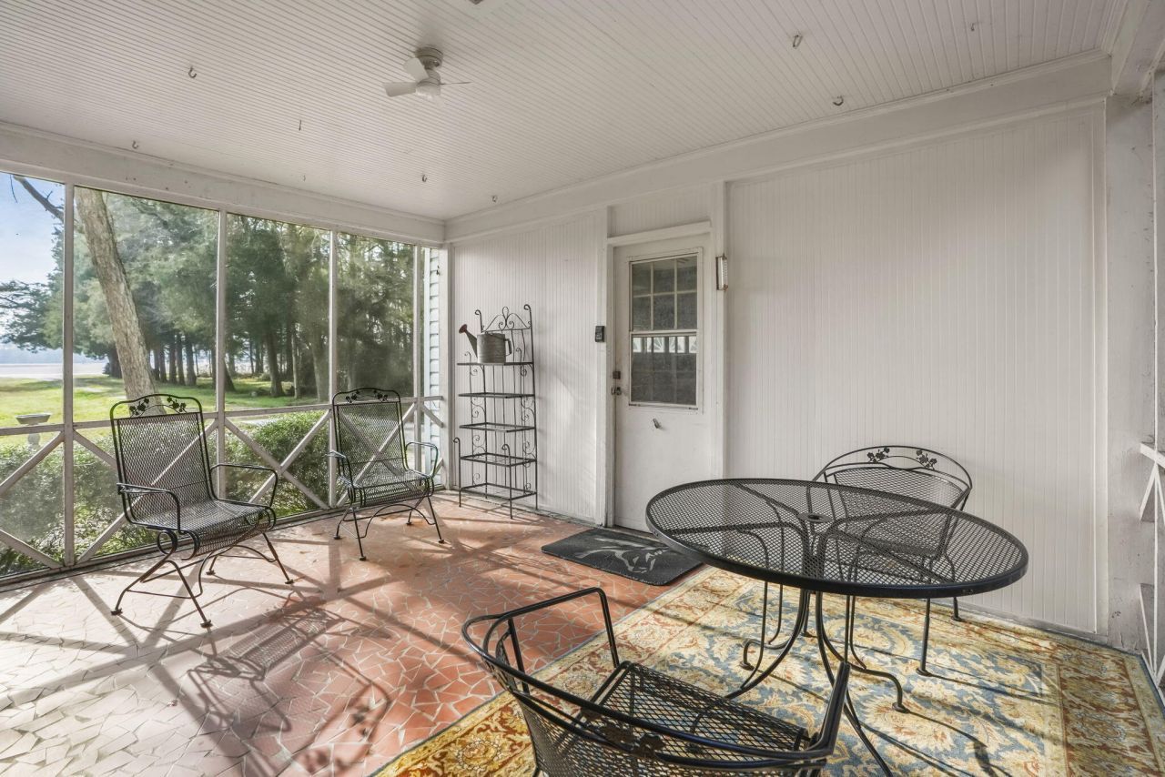 2407 Old State Road Photo 39