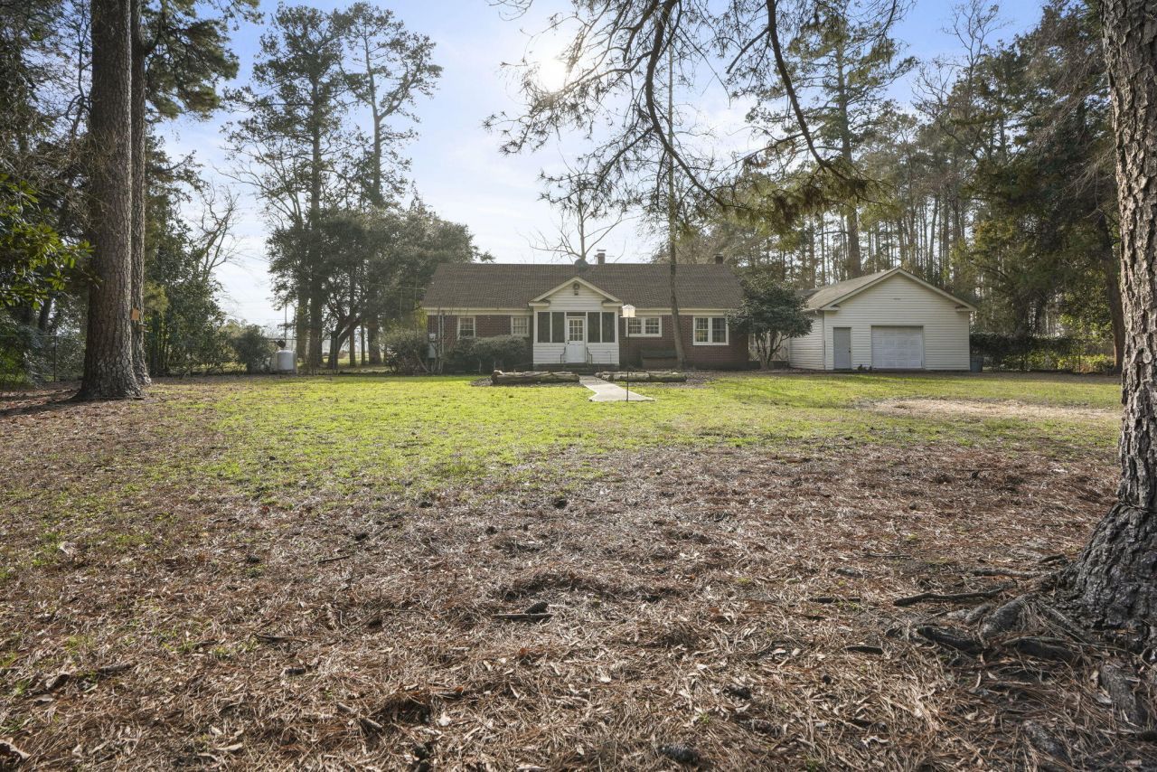 2407 Old State Road Photo 46