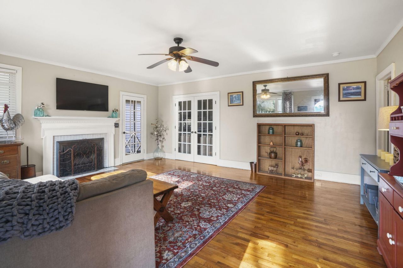 2407 Old State Road Photo 9