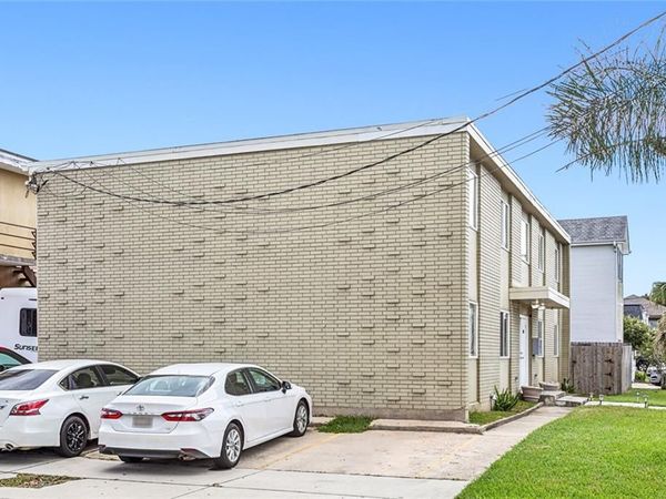 6622 FLEUR DE LIS Drive, Unit 4, New Orleans, LA 70124
