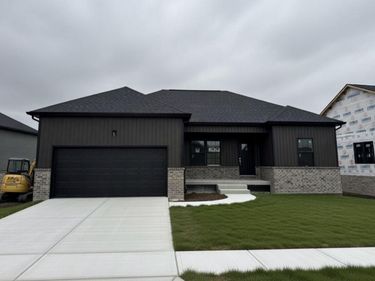 2005 Thorntree Drive, Lawrenceburg, KY 40342