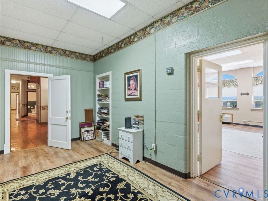 Property Image 4
