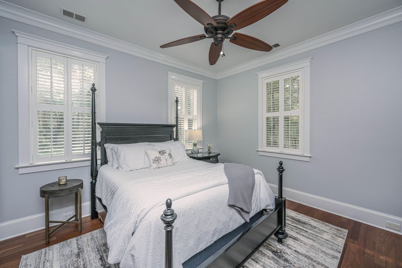 476 Elfes Field Lane Photo 32