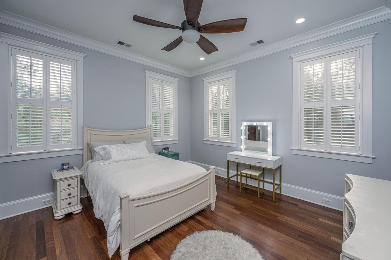 476 Elfes Field Lane Photo 34