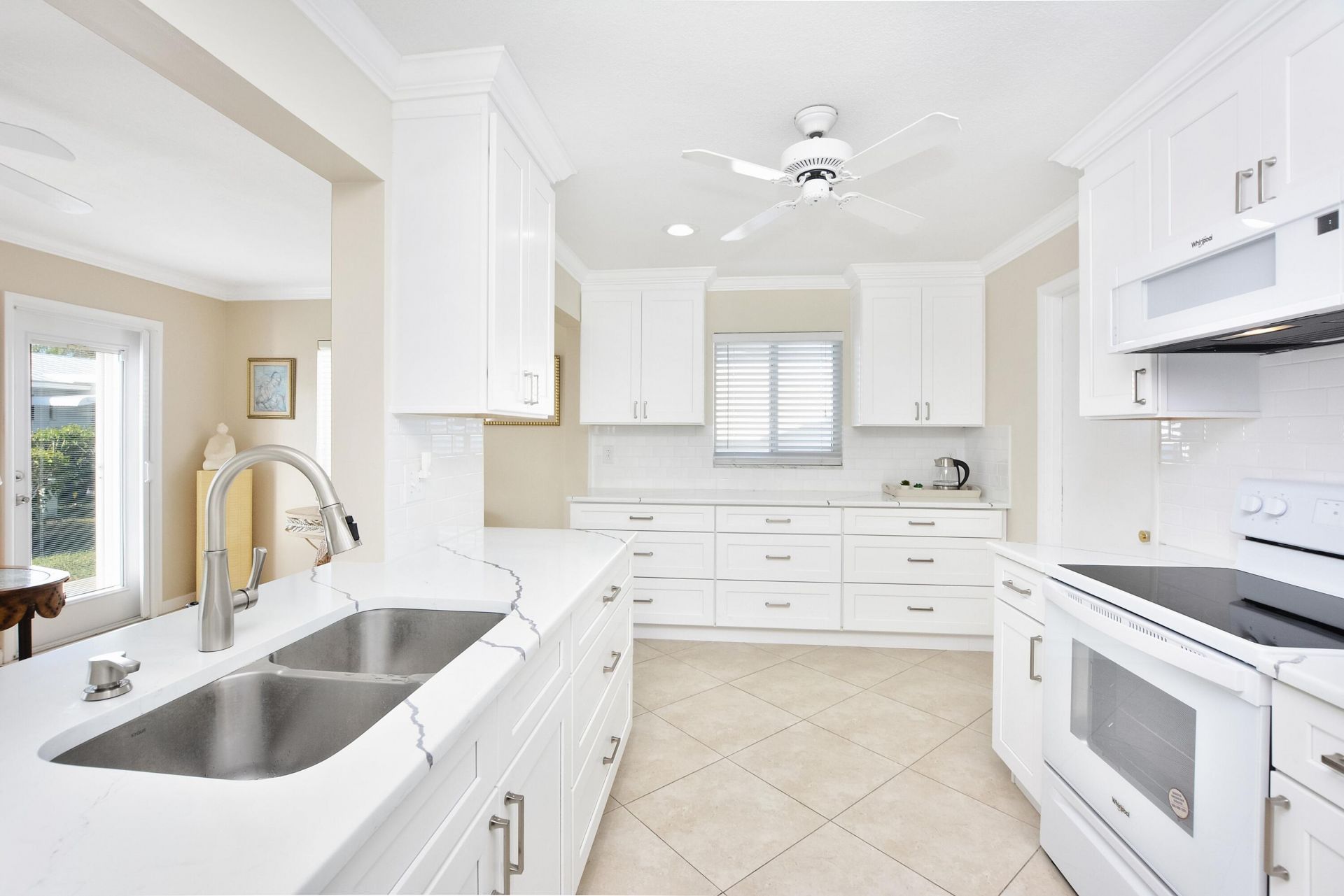 2392 SW 11th Avenue, Boynton Beach, FL 33426 Photo