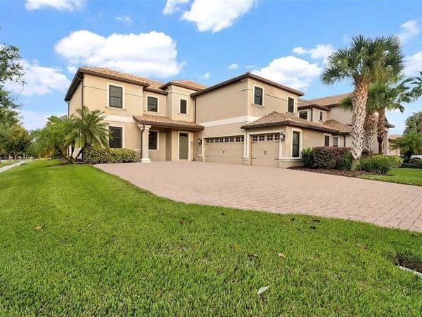 1301 GLENEAGLES LANE, DAVENPORT, FL 33896