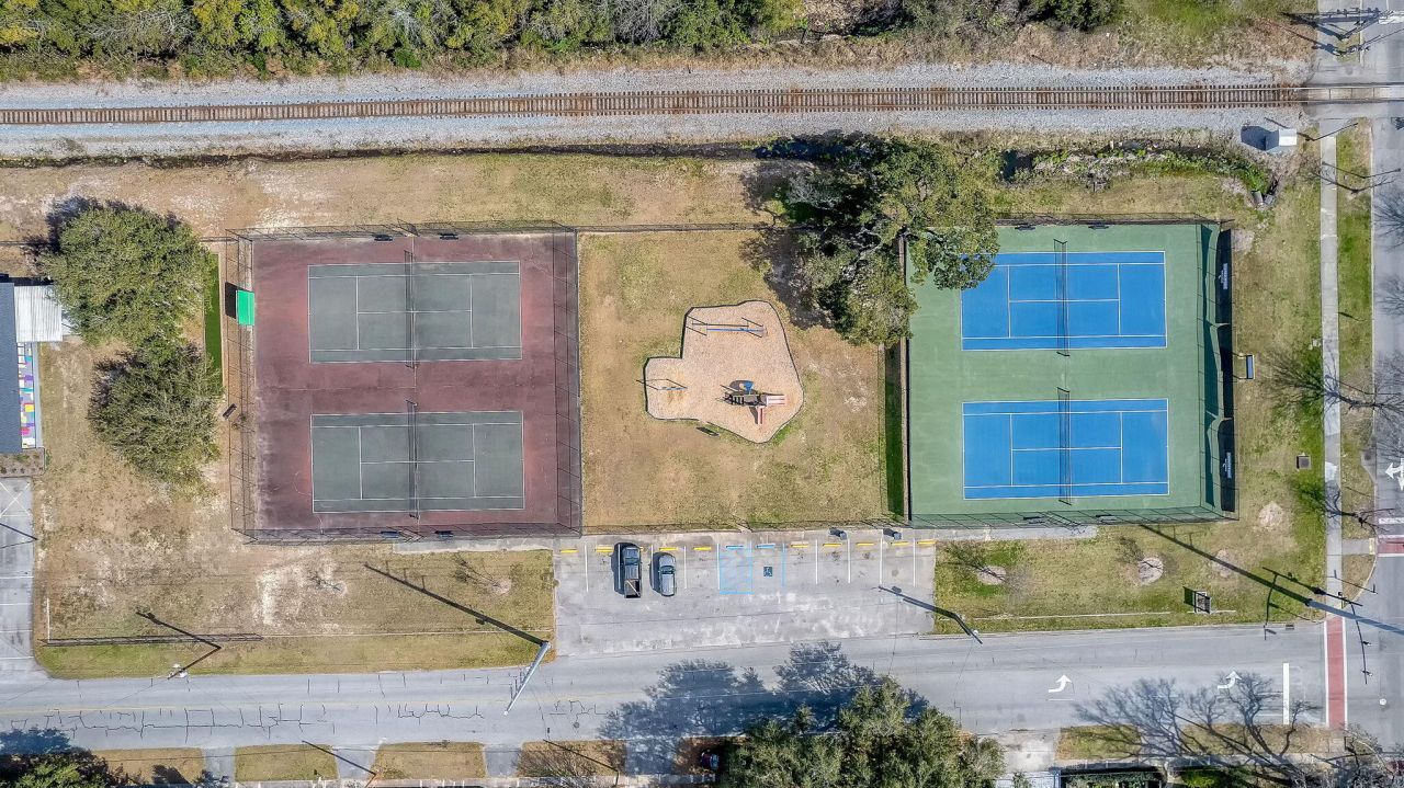 4015 Gravely Avenue Photo 58